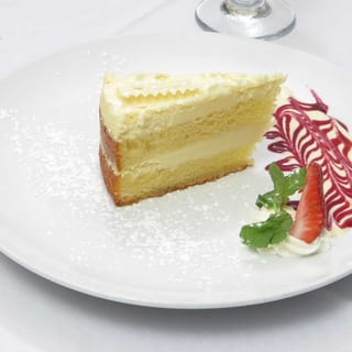 Limoncello Mascarpone Cake
